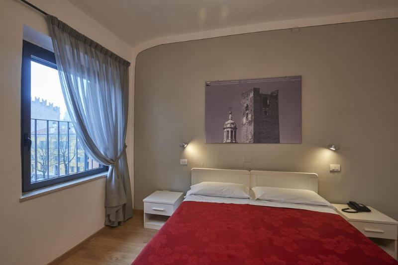 Hotel Due Guerrieri Mantua Zewnętrze zdjęcie